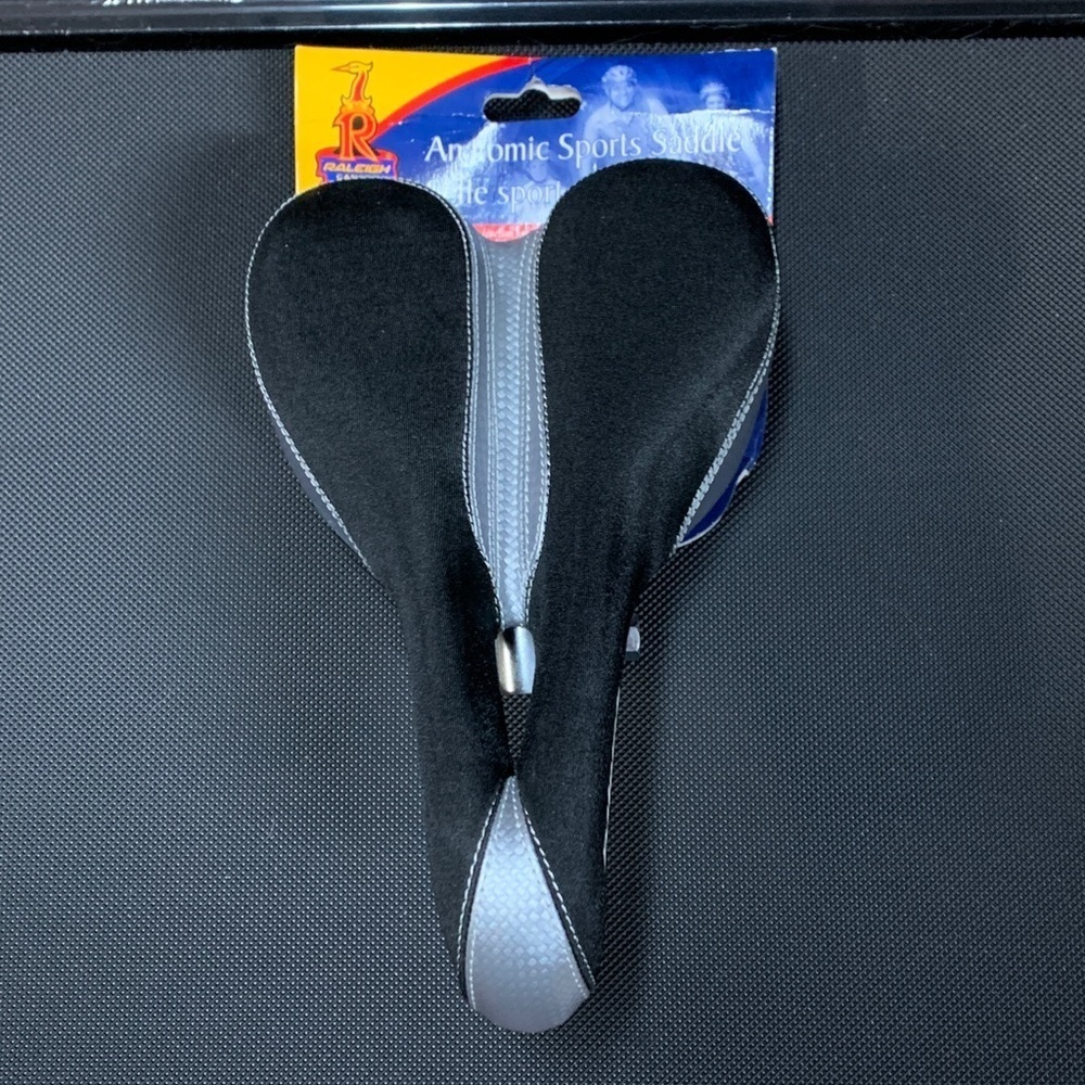 Raleigh Canada Black and Gray Anatomic Sports Saddle NWT